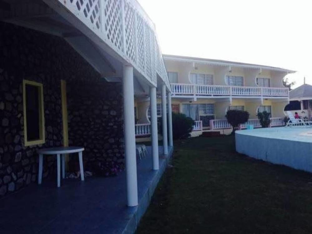 Kings Landing Hotel Cliftons Eksteriør billede