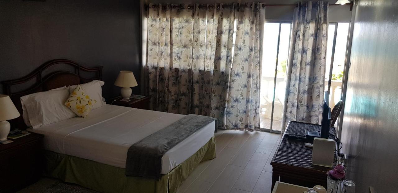 Kings Landing Hotel Cliftons Eksteriør billede